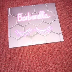 Beebeauty london eyeshadow palette